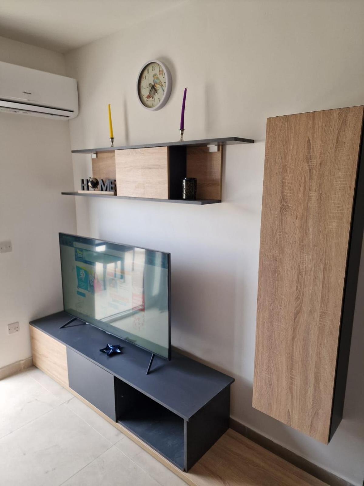 Sky Apartment 3 セント・ポールズ・ベイ エクステリア 写真